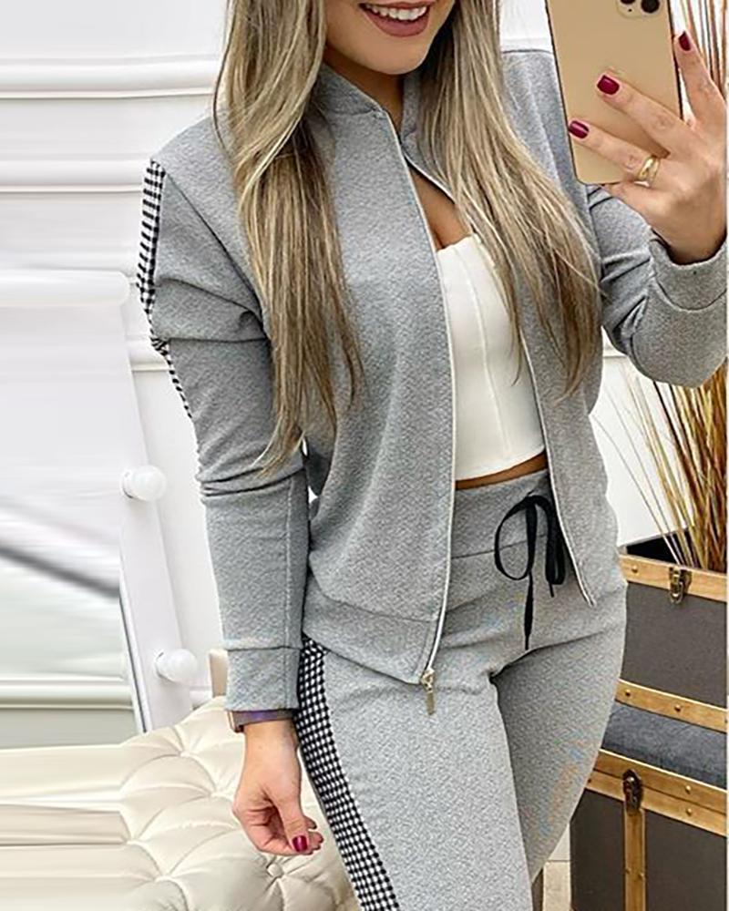 The Chic Women's Leisure Set