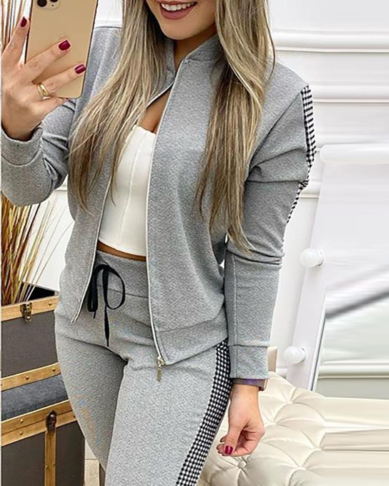 The Chic Women's Leisure Set